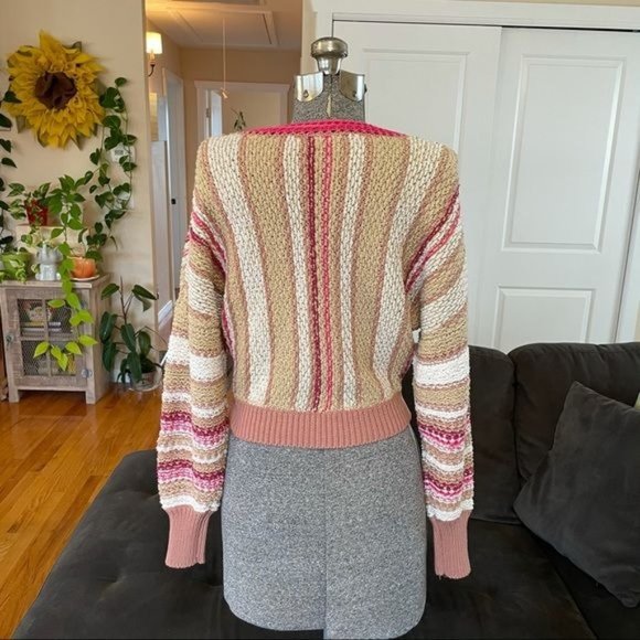 FREE PEOPLE KNIT CROP TOP STRIPED KNIT TAN WHITE AND PINK SWEATER NWT - Picture 8 of 11